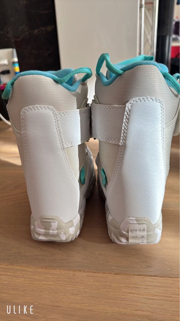 BURTON 子ども用スノーボードブーツ ホワイト/ターコイズ 16.5cm