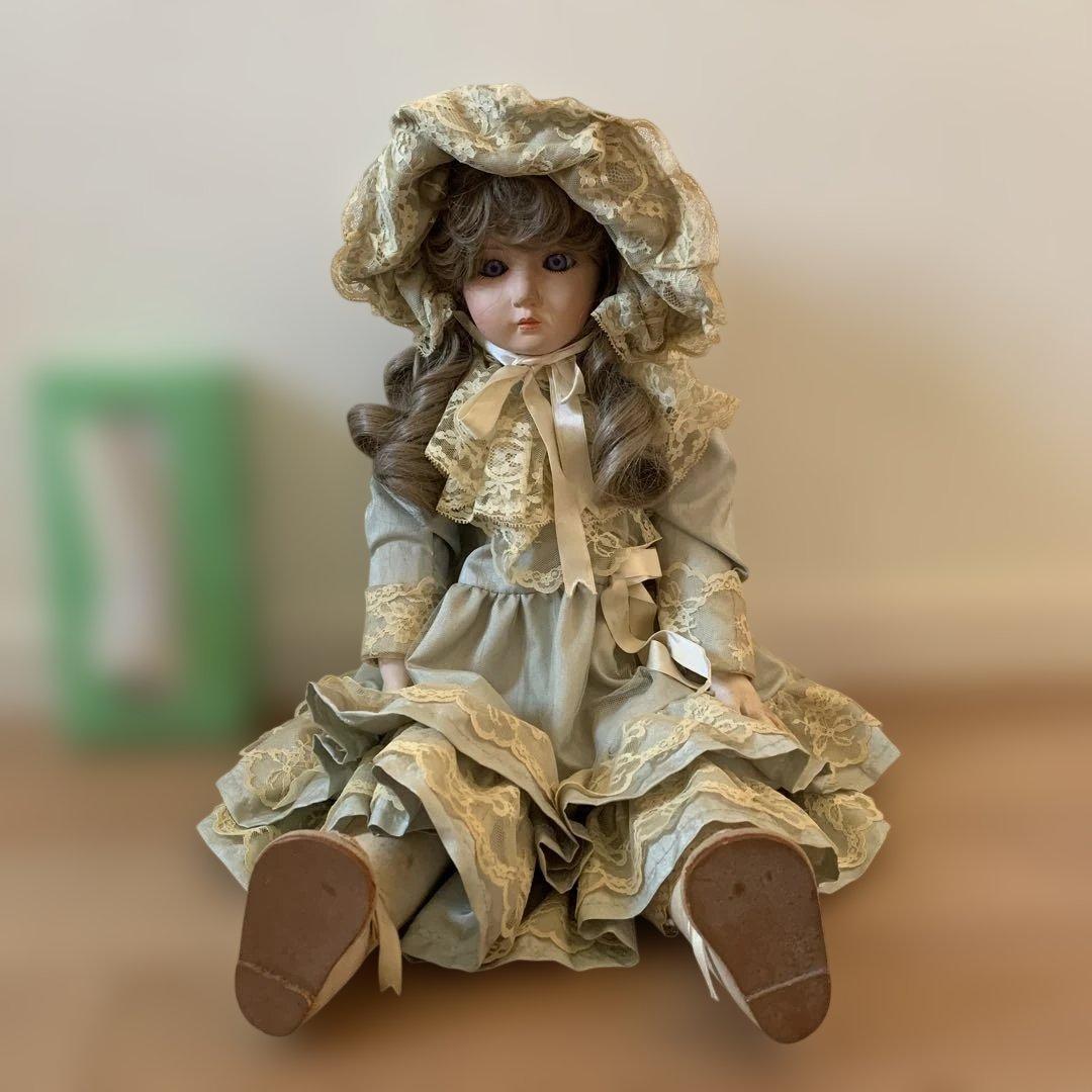 西洋人形 ボンネット付き ドール エメラルドグリーンドレス