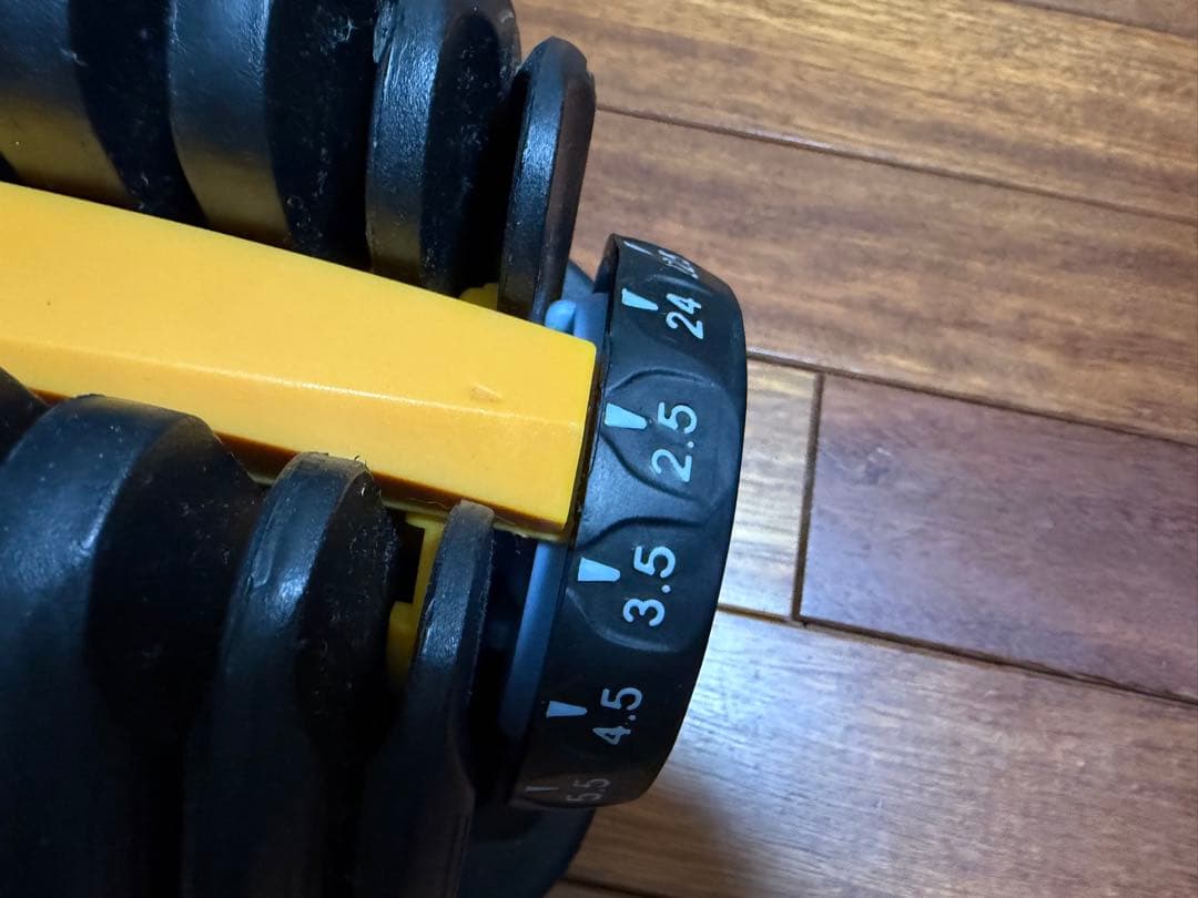 あ*様 可変式ダンベル 2.5kg〜24.5kg