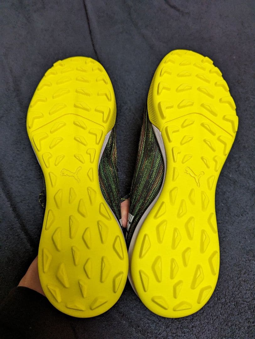 プーマ　ウルトラ　1.2　トレーニングシューズ　27.5センチ