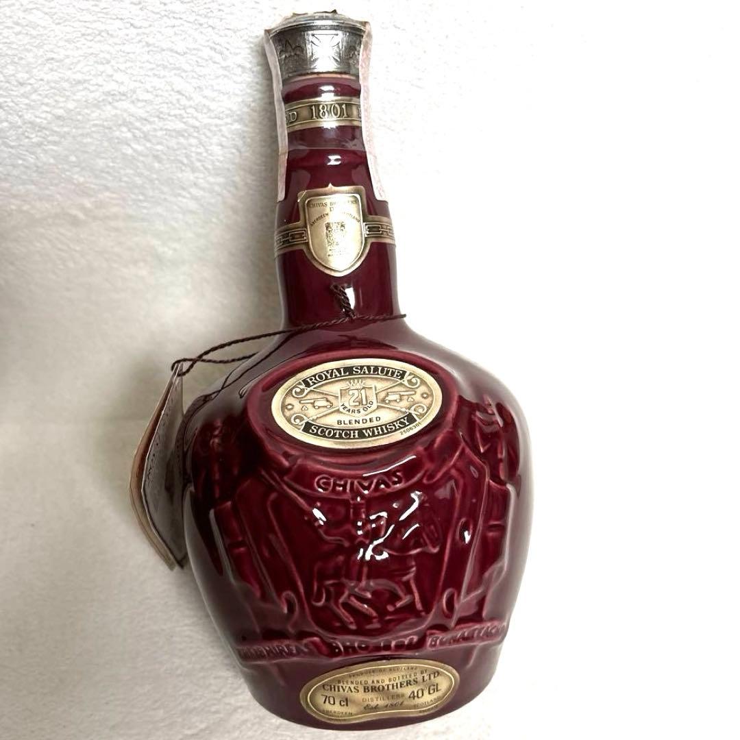 シーバス　ロイヤルサルート21年　陶器ボトル赤 巾着・箱付【古酒】