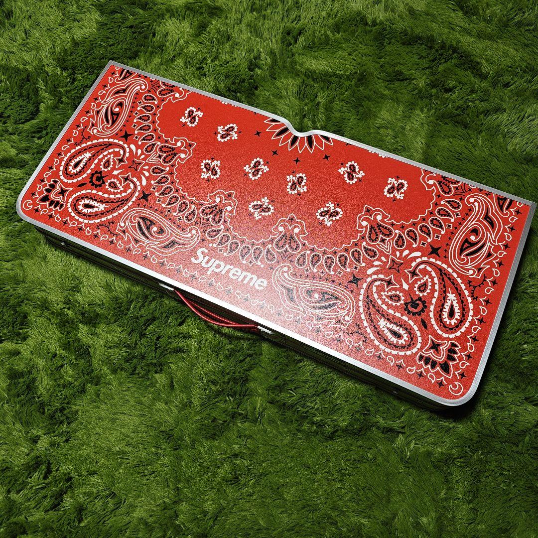 Supreme®/Coleman® Folding Table Set