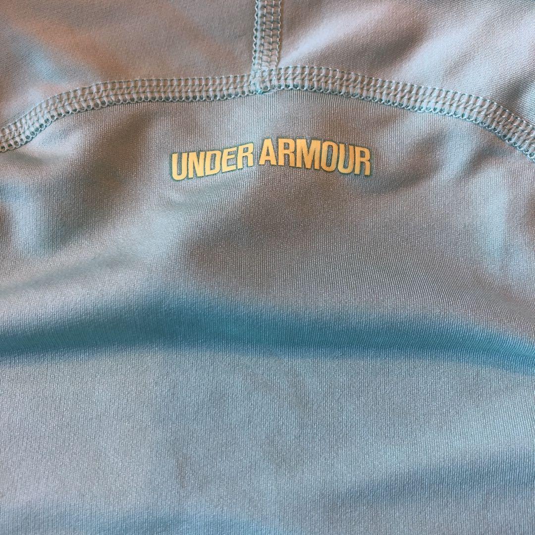 アンダーアーマー　水色　120㎝　女の子