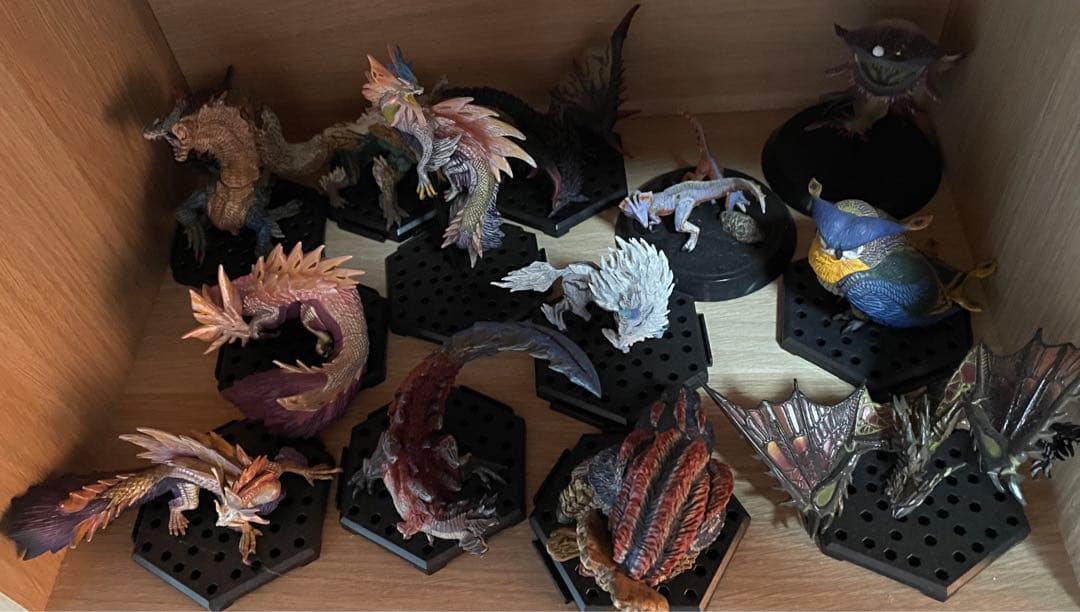 モンハン　フィギュア　多数