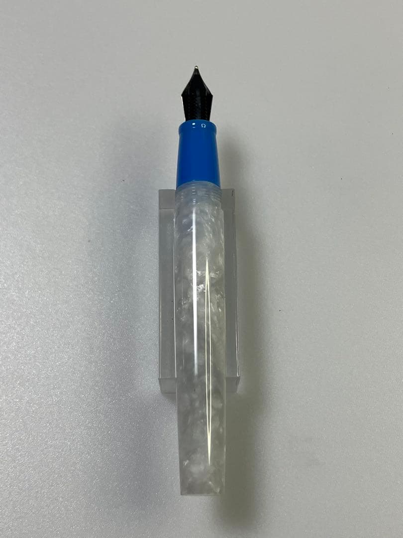 DELTA　デルタ　インシエーメ　第六弾　万年筆　F（細字）nib　日本限定品