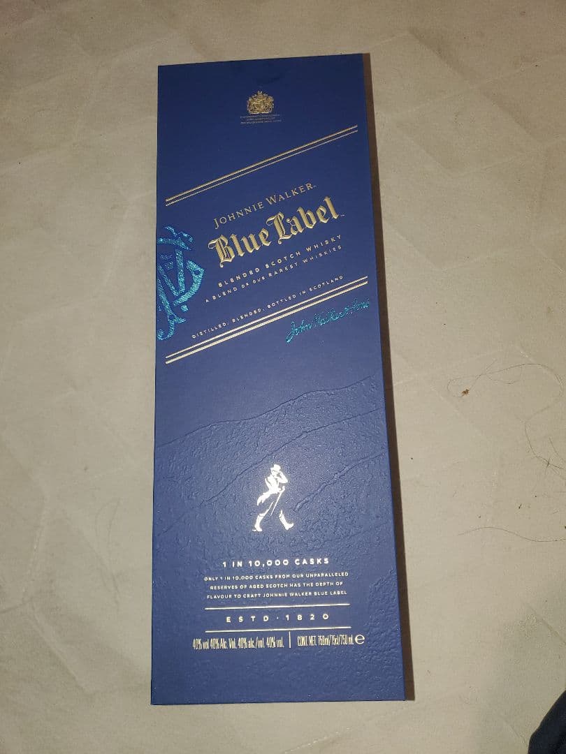 ジョニーウォーカー ブルーラベル 750ml 40度　正規品