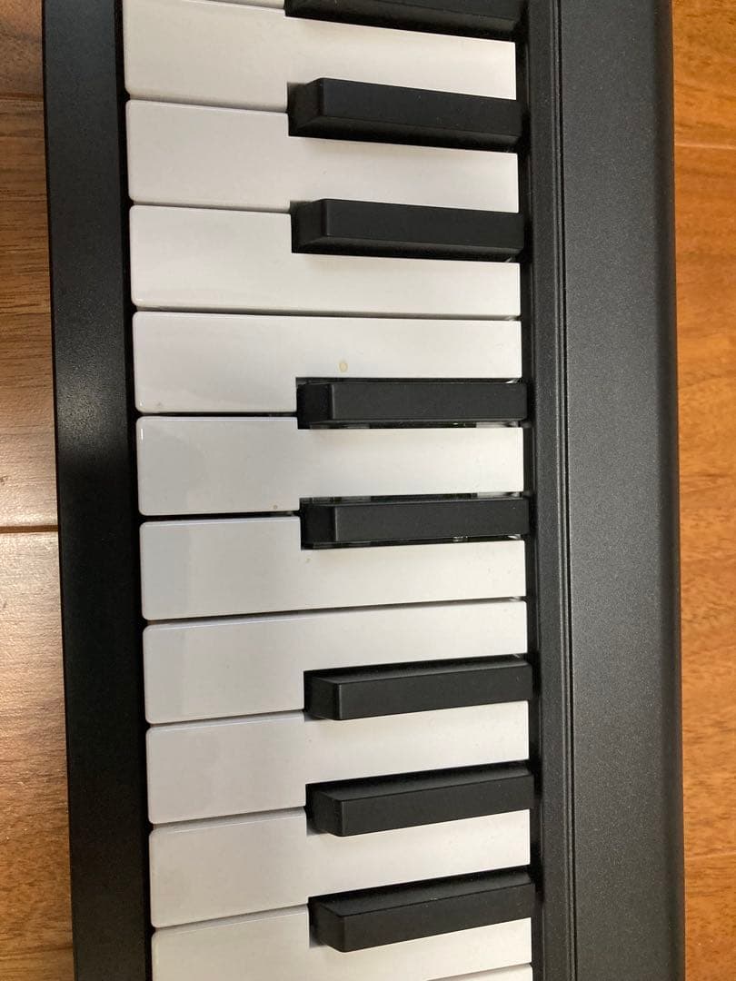 釈八郎　美品KORG MIDIキーボード microKEY2 49air