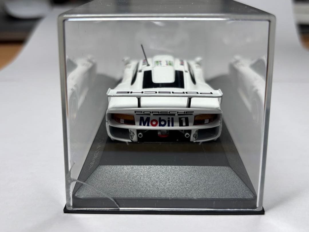ミニカー Porsche 911 GT1 (Le Mans 1997) (1/43)
