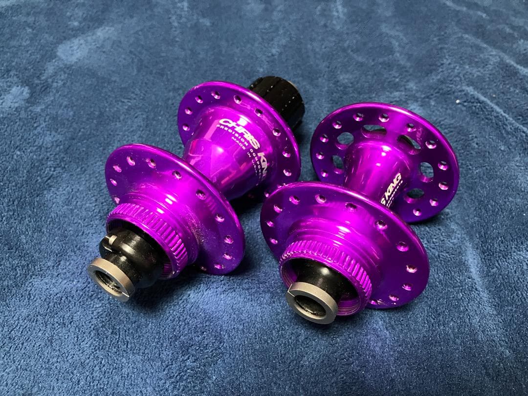 Chris king クリスキング 前後ハブ violet