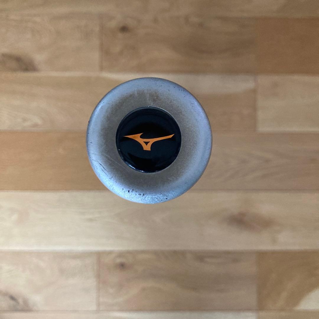 ビヨンドマックスギガキング80センチ軟式少年用バットとトレーニングバット