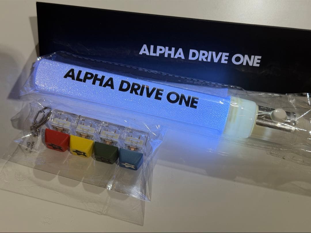 ALD1 EUPHORIA デビュー ショケ ペンライト キーホルダー