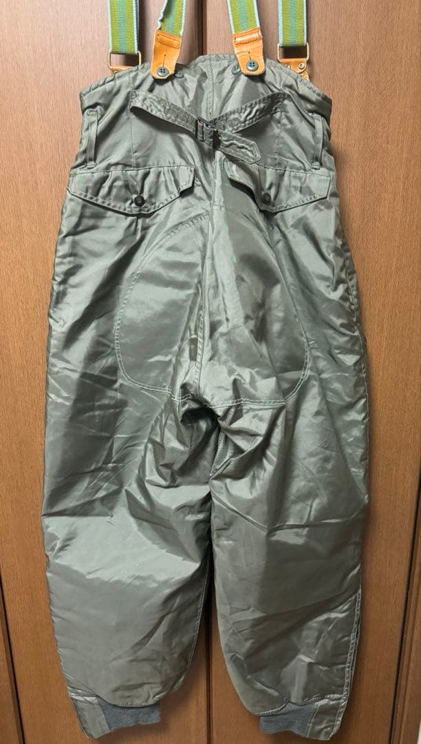 米軍　実物ECW CWU-18P フライヤーズパンツ　サスペンダー付き