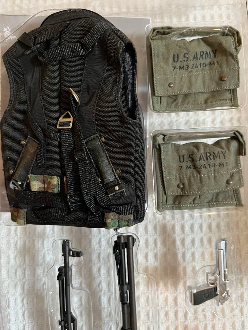 ホットトイズ　ムービーマスターピース　コマンドー1/6 ジョンメイトリックス