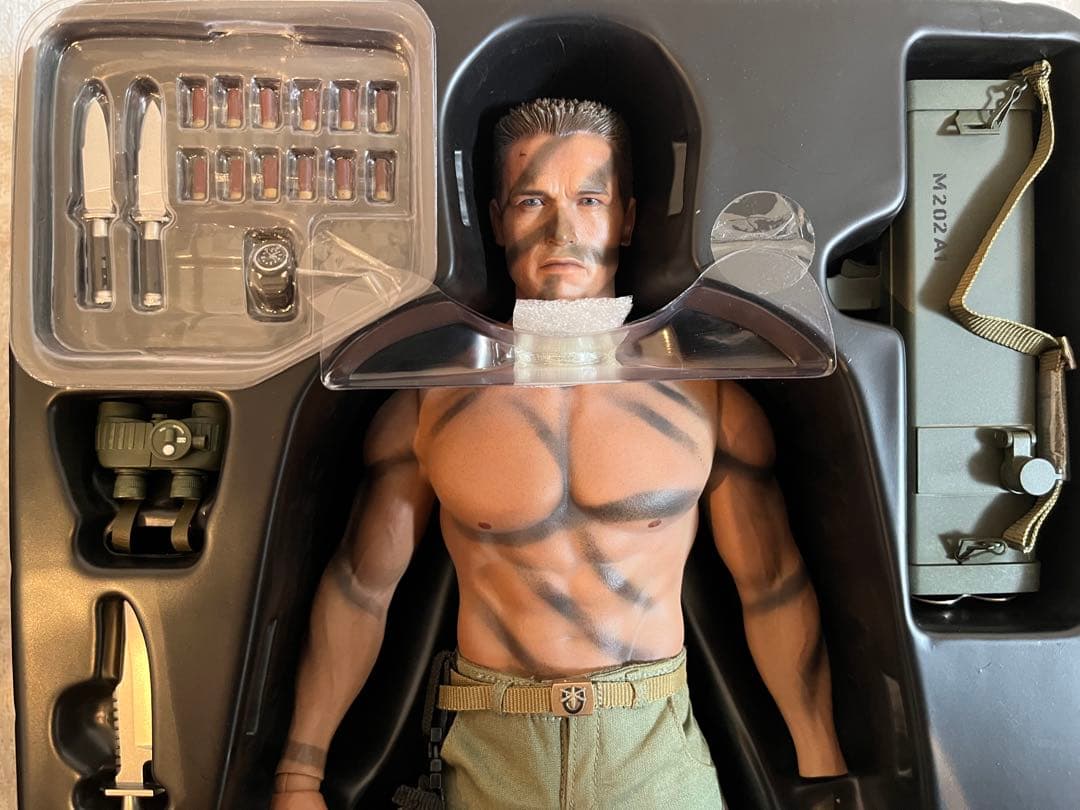 ホットトイズ　ムービーマスターピース　コマンドー1/6 ジョンメイトリックス