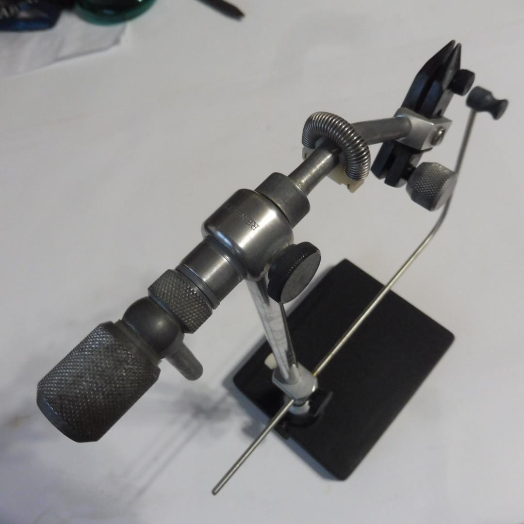 レンゼッティ RENZETTI フライタイイングバイス