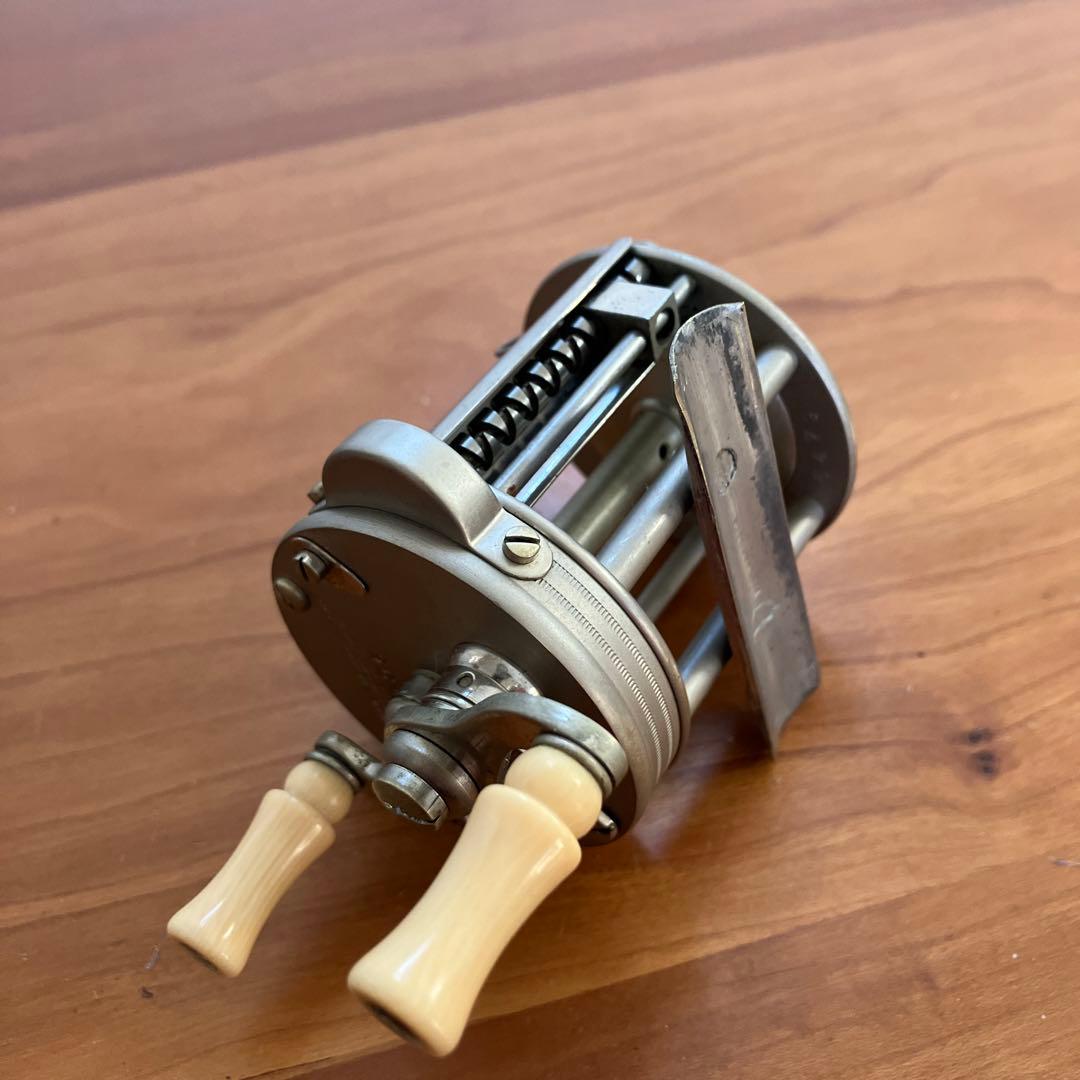 JAMES HEDDON’S SONS DOWAGIAC MICH 3-35