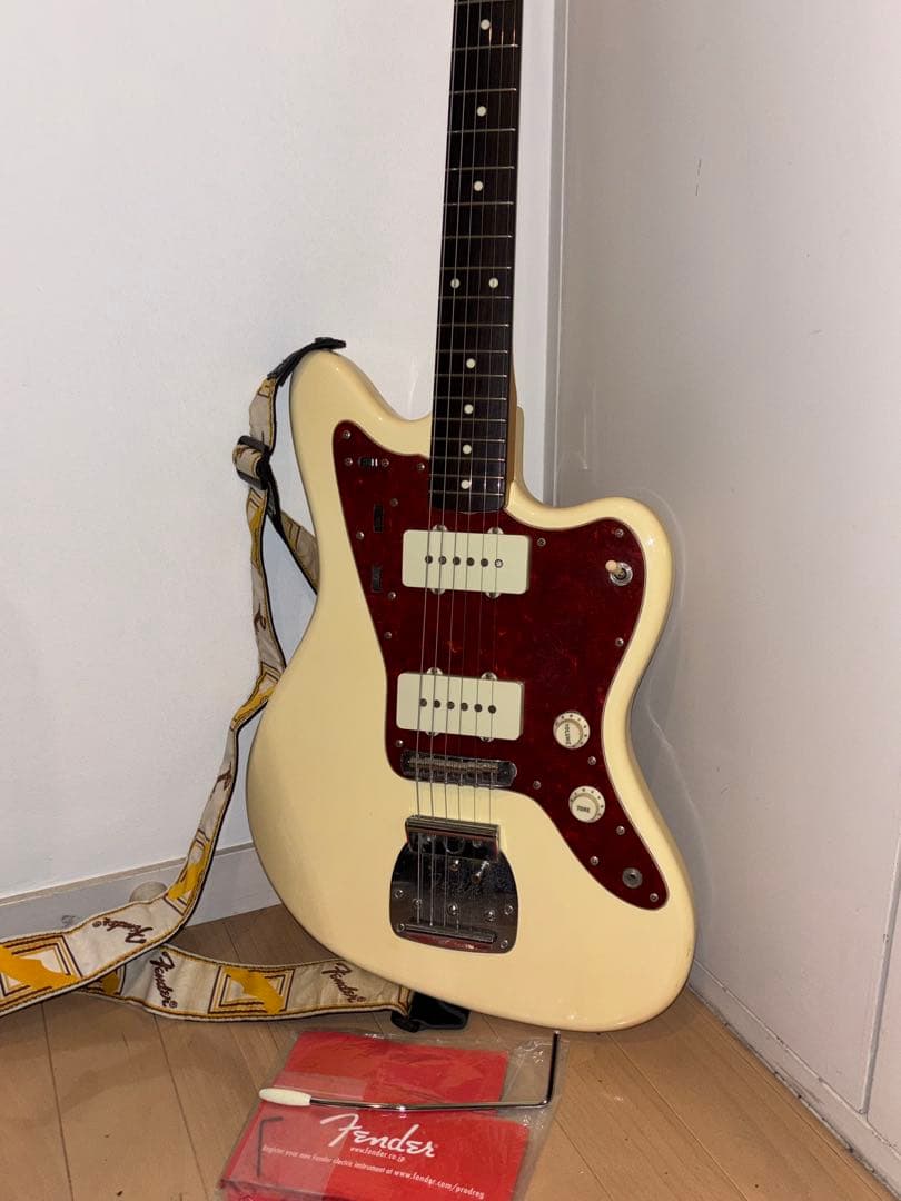Fender Japan Jazzmaster クリーム