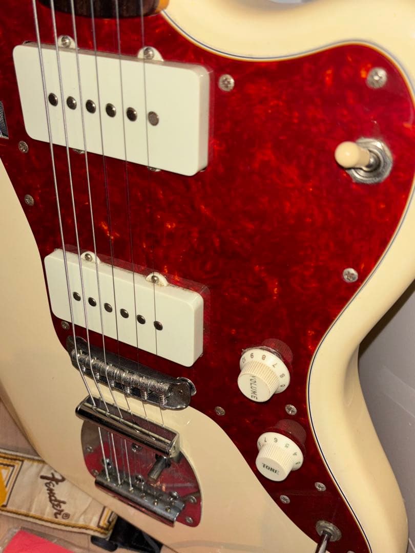 Fender Japan Jazzmaster クリーム