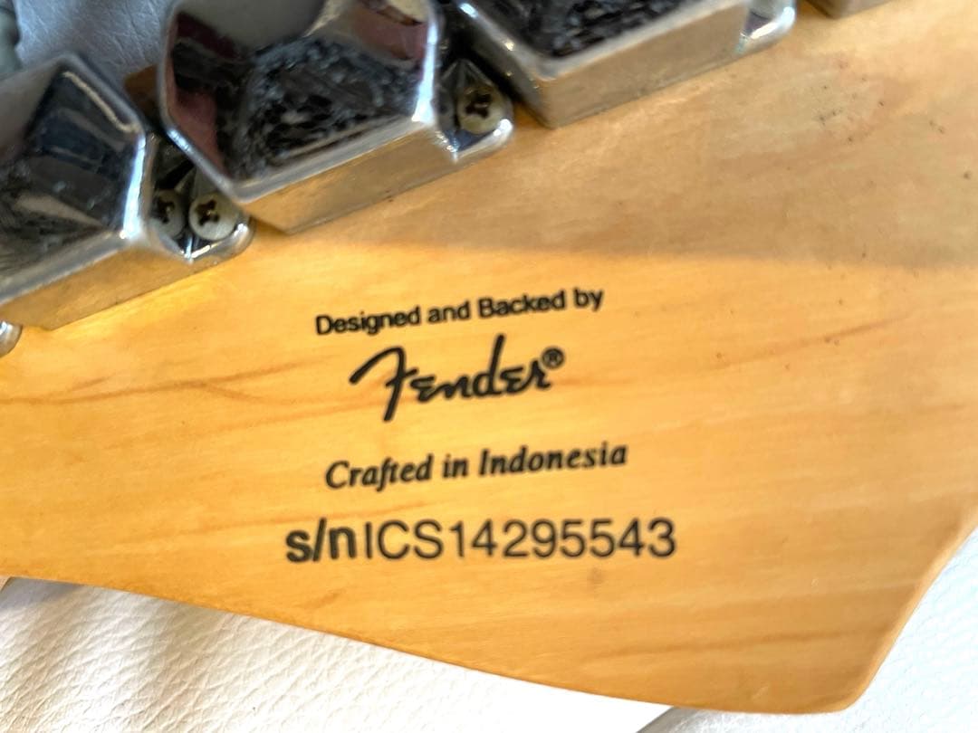 ギター Squire Stratocaster