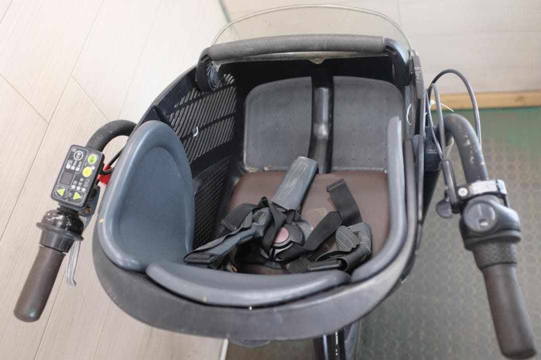 電動自転車 ヤマハPAS　KISS　20インチ　3段　8.7Ah充電器