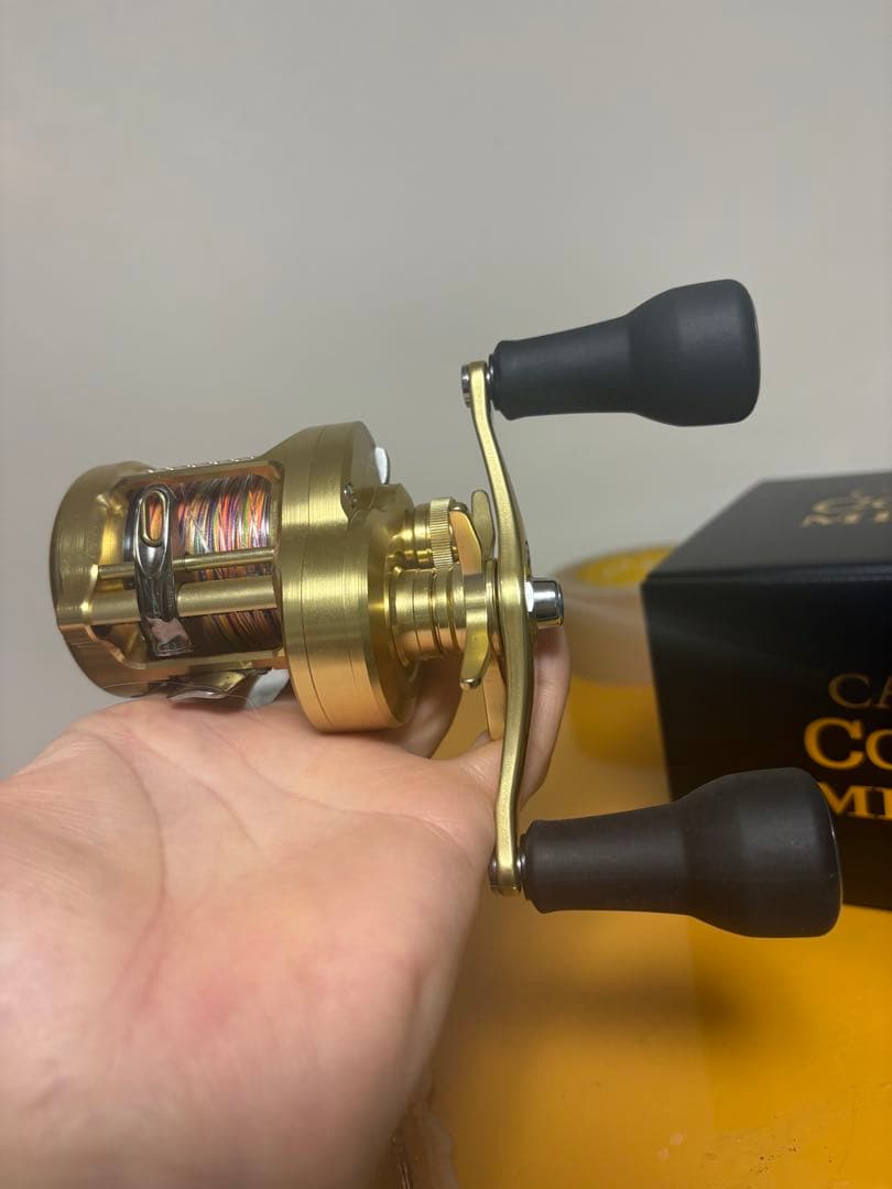 シマノ カルカッタ コンクエストMD 401ＸＧLH 未使用