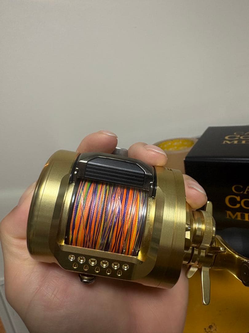 シマノ カルカッタ コンクエストMD 401ＸＧLH 未使用