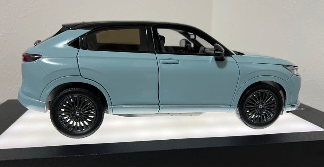 ホンダ HONDA e:NP1 ミニカー 1/18