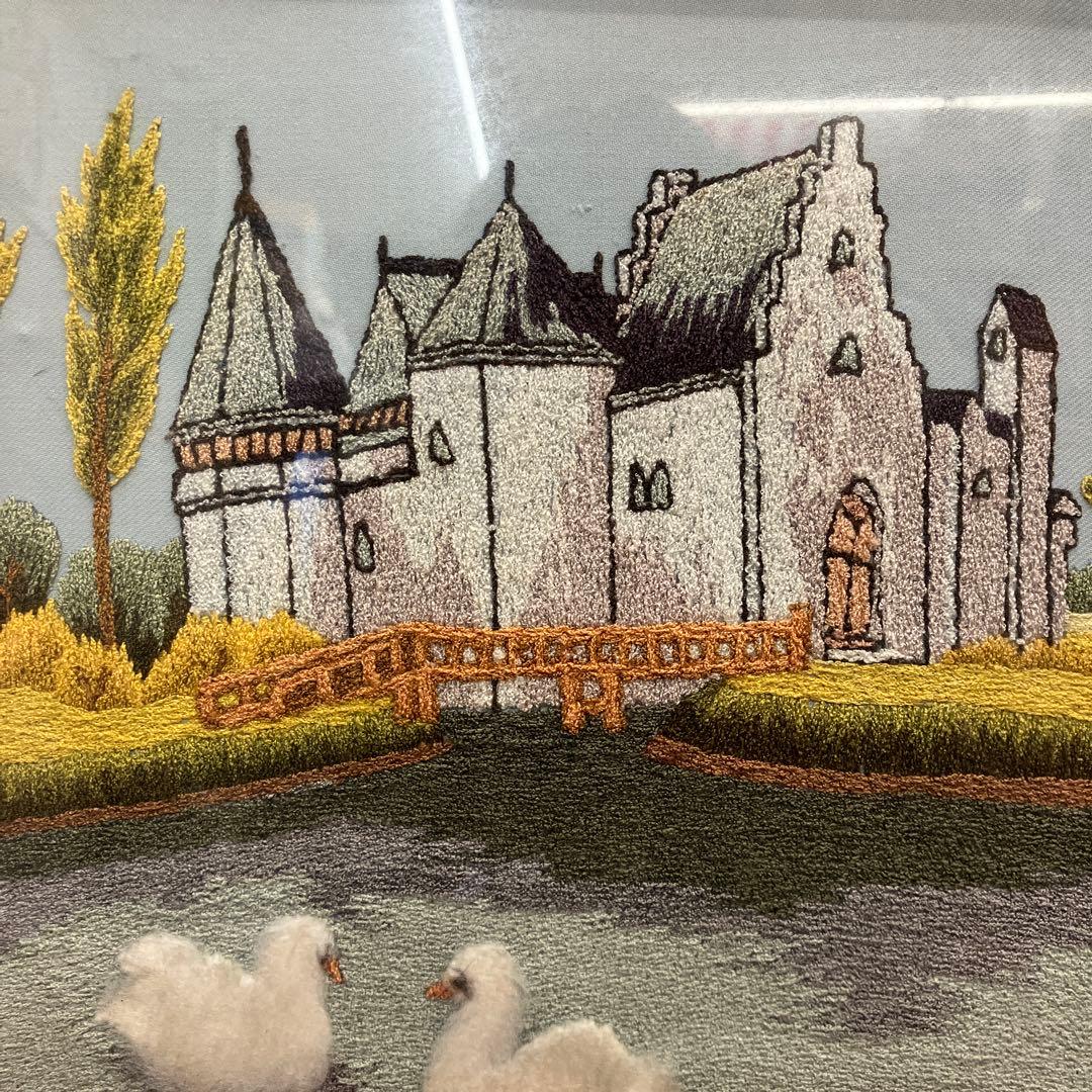 北欧レトロ 白鳥と湖 刺繍画 風景画 絵画 額縁 額装 アート 美術 芸術 飾り