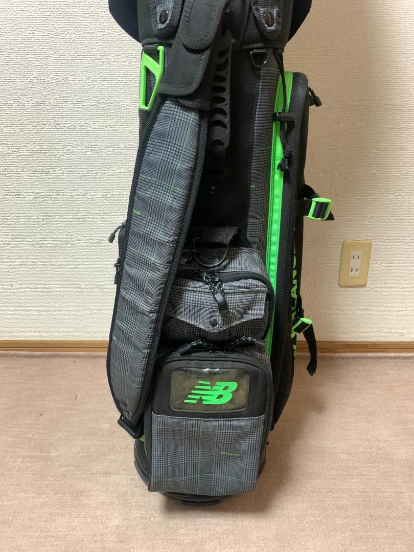 ニューバランス ゴルフ キャディバッグ、レンジケース、ショルダーバッグ