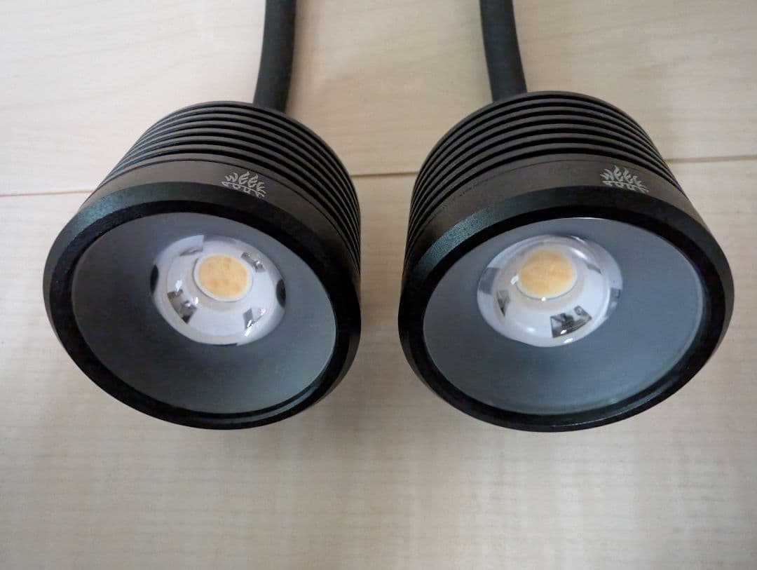 NEW AQUA FLARE MINI 7-F SPOT　2個セット