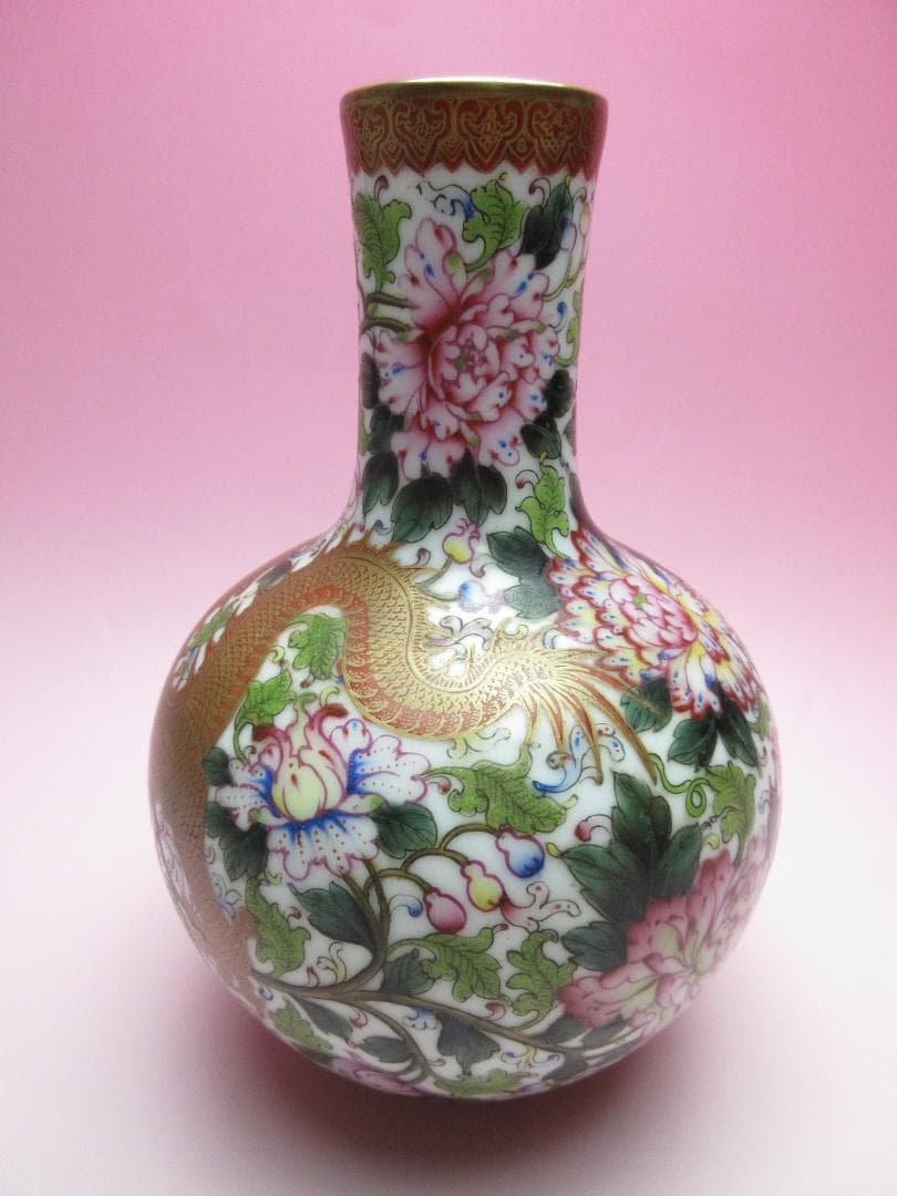 大清乾隆年製 銘 龍模様 花瓶　61230