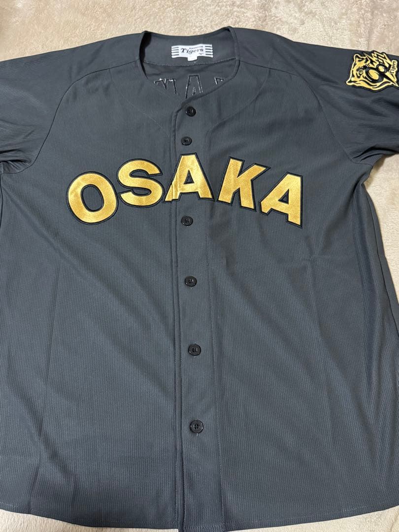 阪神タイガース近本光司選手直筆サイン90周年直筆サインユニフォームブラック