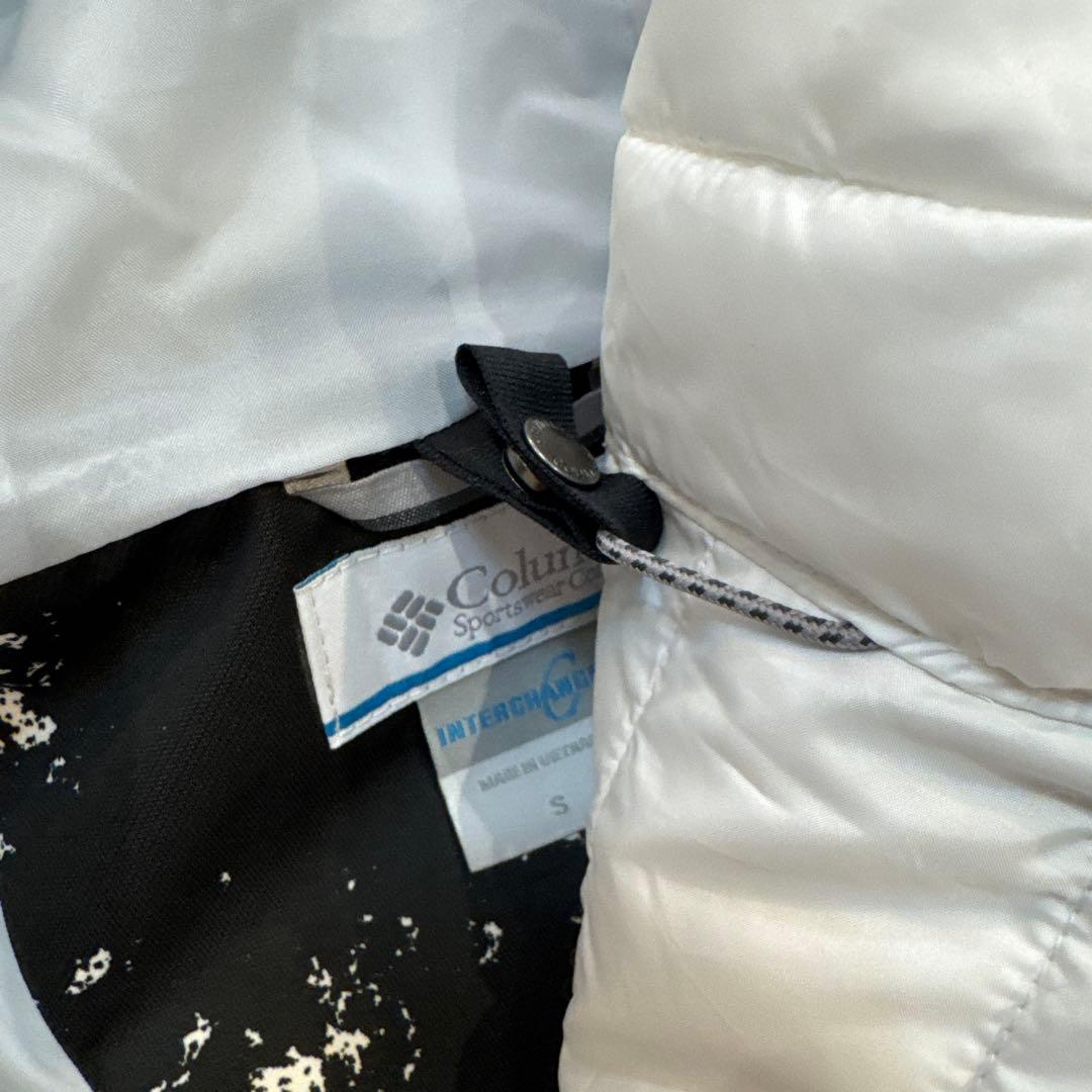 コロンビア　Columbia フード付きアウターウェア 黒白　インナーダウン