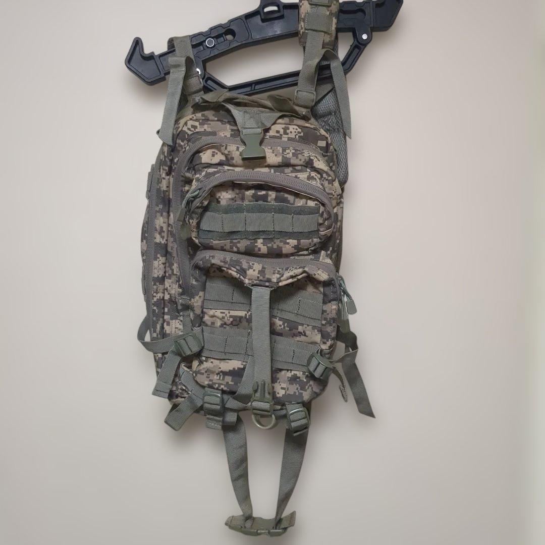 米軍装備　ACU迷彩　一式まとめてセット　プレートキャリア　BDU 実物あり