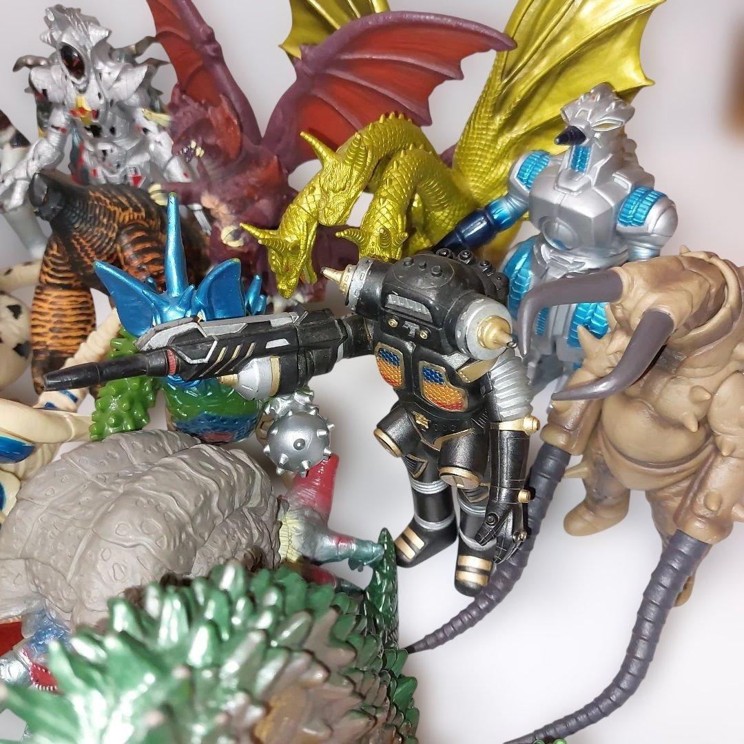 ウルトラマン　旧ウルトラ怪獣まとめ売り　キングギドラ、モゲラ他 当時物ソフビ
