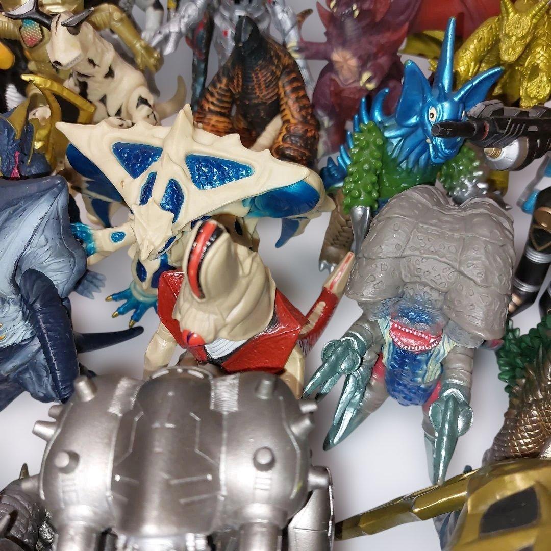 ウルトラマン　旧ウルトラ怪獣まとめ売り　キングギドラ、モゲラ他 当時物ソフビ