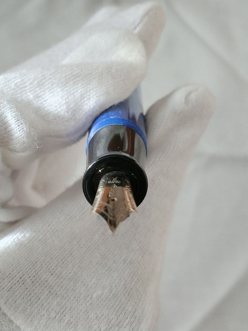 デルタ ドルチェビータ フレデリコ 万年筆 レジン ブルー