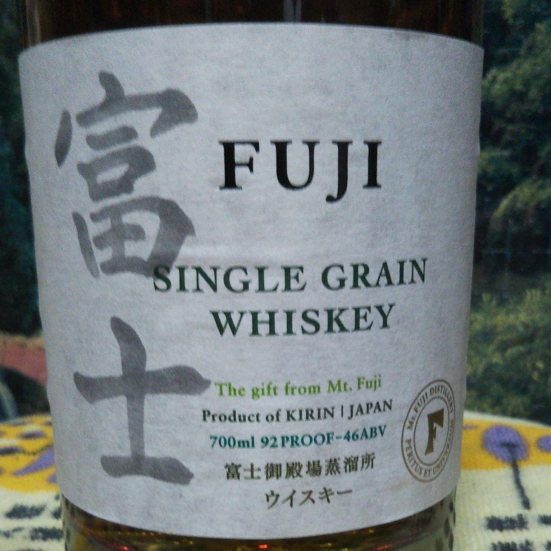 希少レア、富士御殿場蒸留所ウイスキー、瓶ボトル。