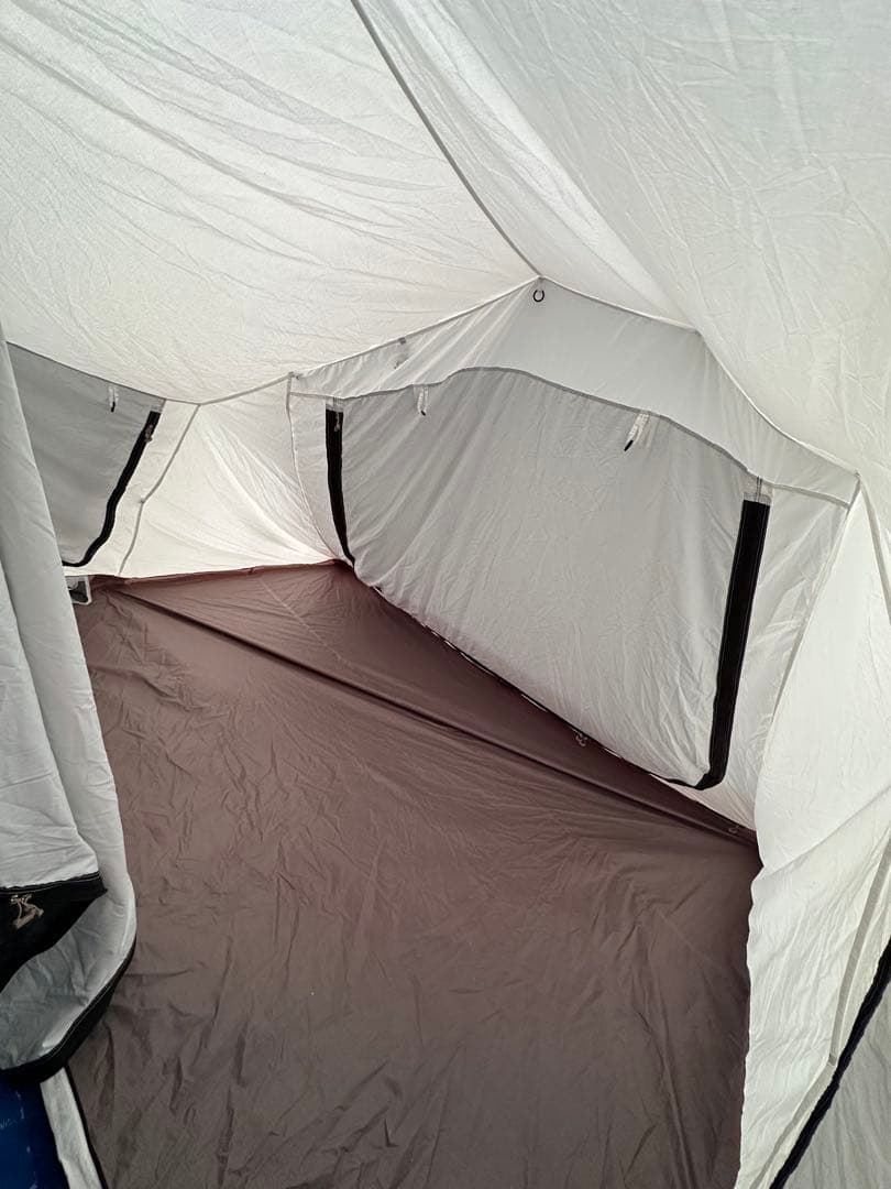 ラーテルワークス　ヴァル3 中古美品　グレージュ