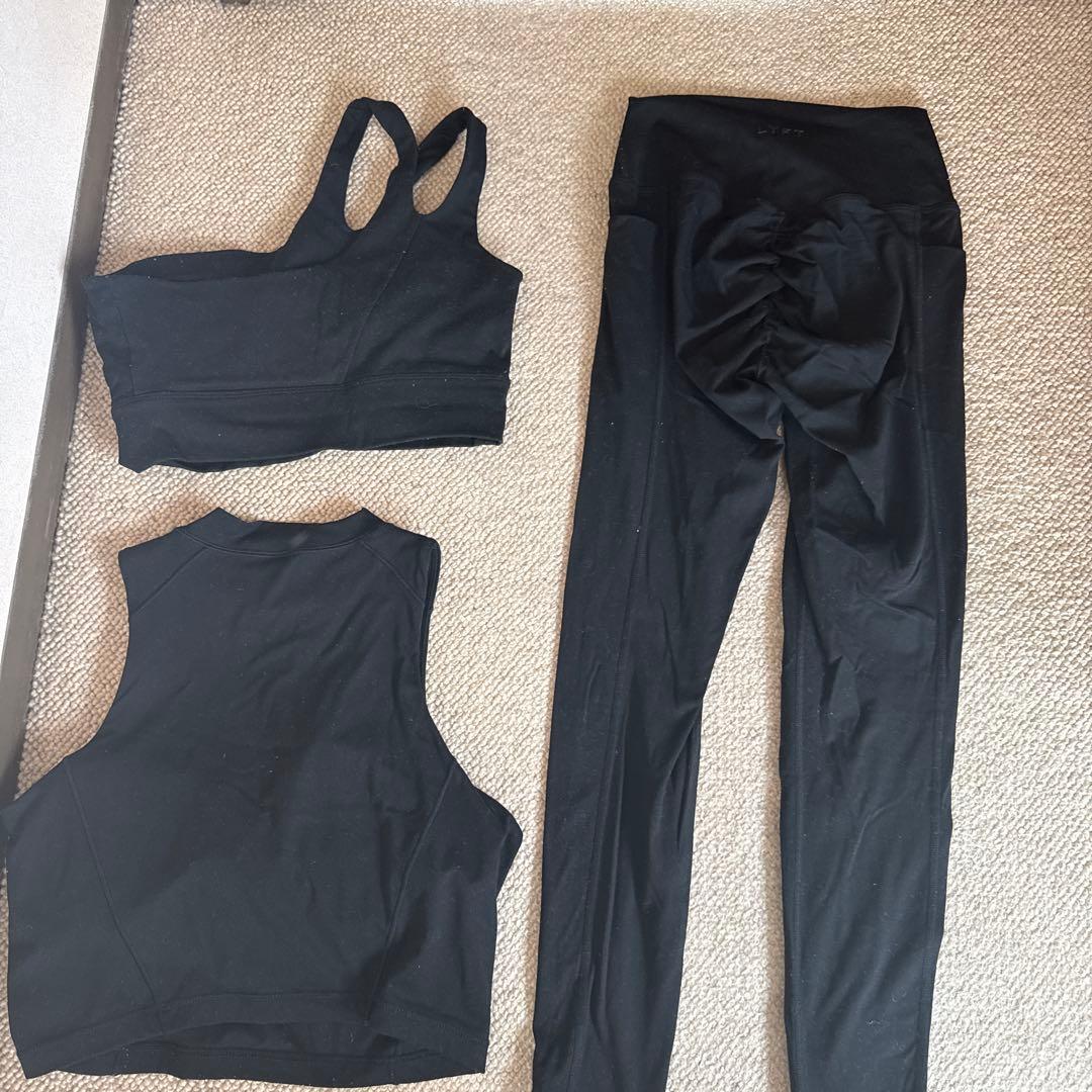 LYFT ブラック ヨガウェアセット
