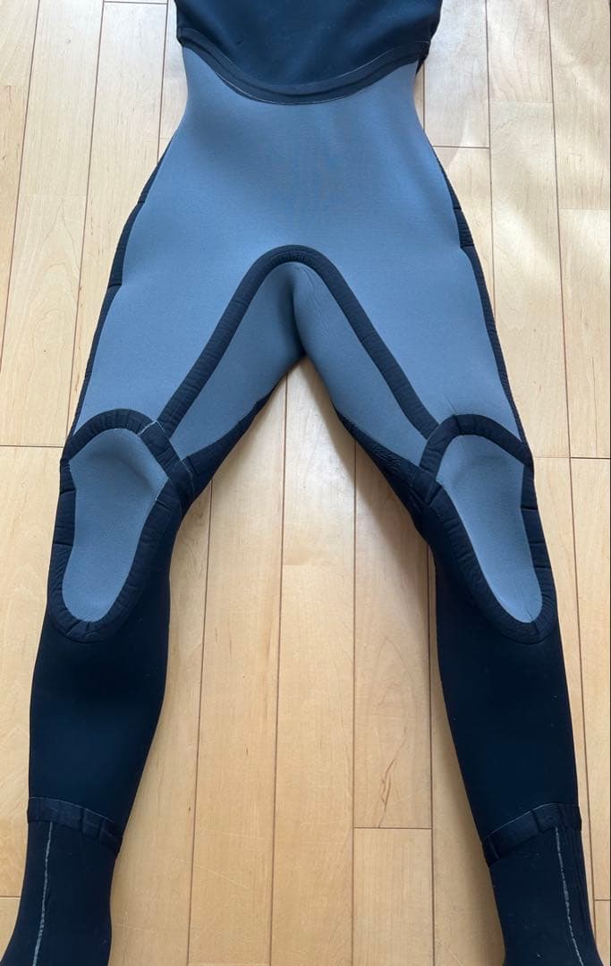 [美品]サイバーシールドウェットスーツドライスーツ4mmMRサイズレディース