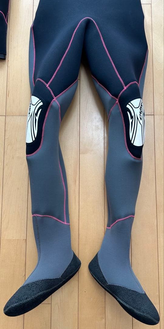[美品]サイバーシールドウェットスーツドライスーツ4mmMRサイズレディース