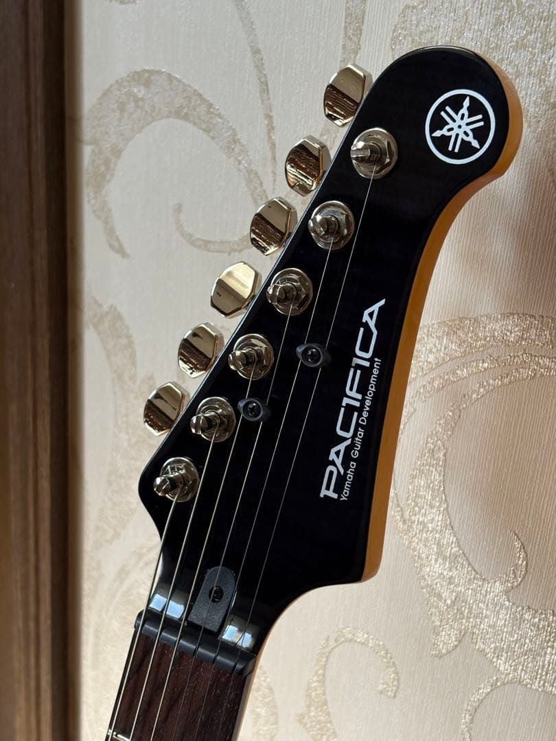 【美品】1/16まで出品Yamaha PACIFICA 611VFM
