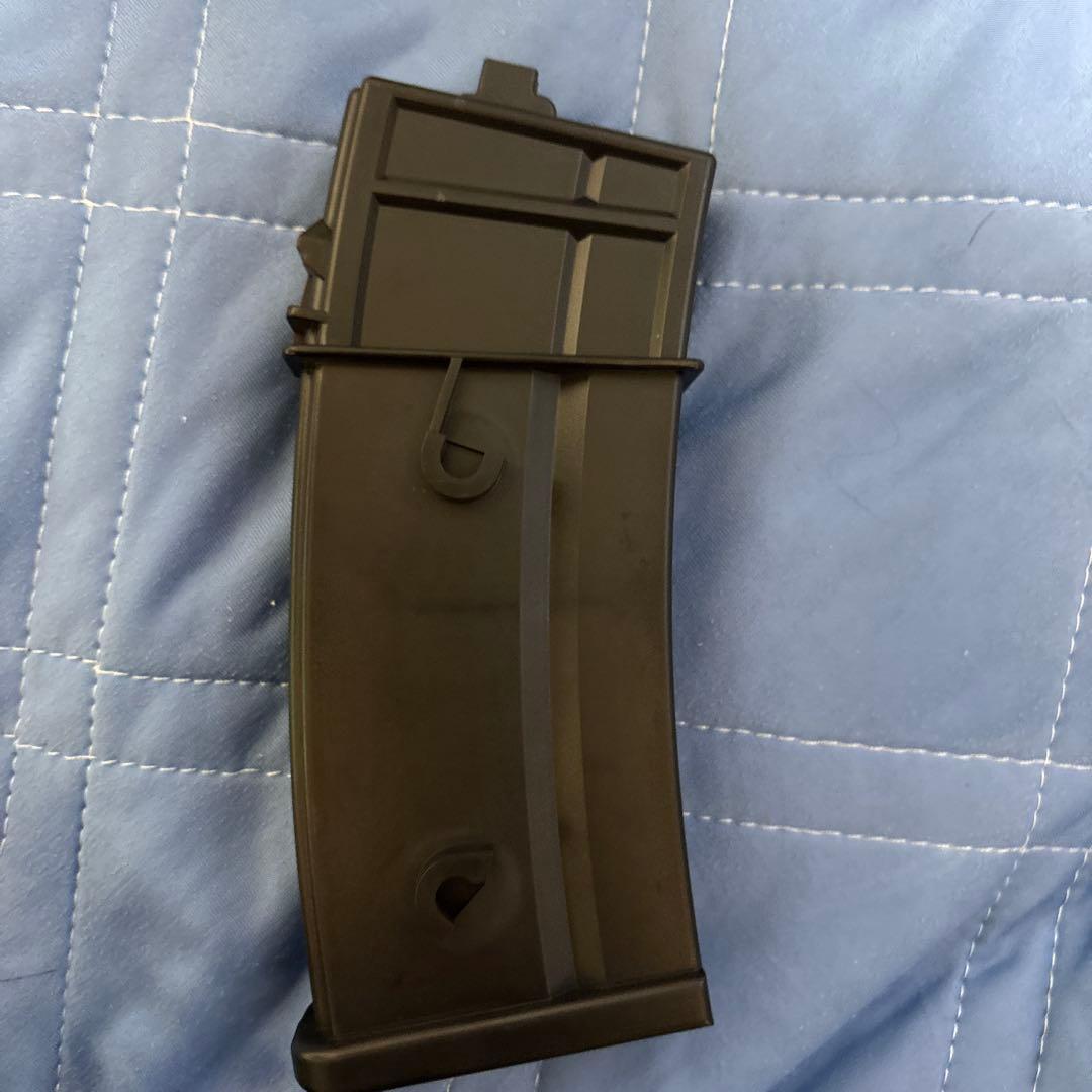 新品未使用です！！サブマシンのエアガンです！！