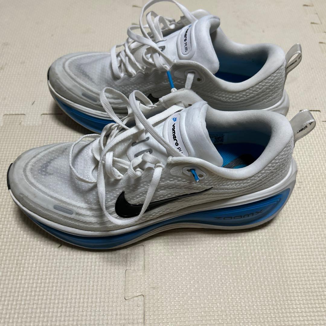 vomaro PLUS ZOOMX スニーカー ホワイト/ブルー