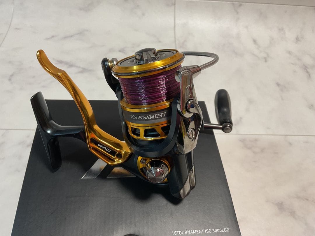 ダイワ DAIWA 18TOURNAMENT ISO 3000LBD