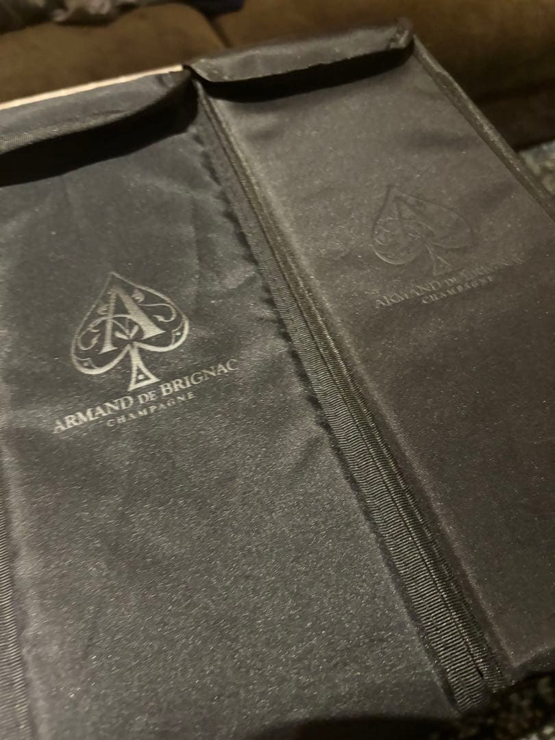 アルマンド シャンパンケース8個