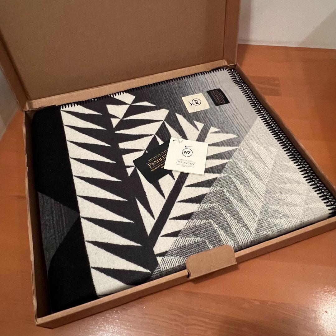 新品未使用 ペンドルトン ナイキ ブランケット USA製 希少 ひざ掛け 毛布