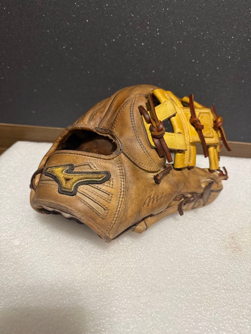 ★最高級★ ミズノプロ 硬式 内野手 新品ウェブ.紐交換 良型◎ 即戦力