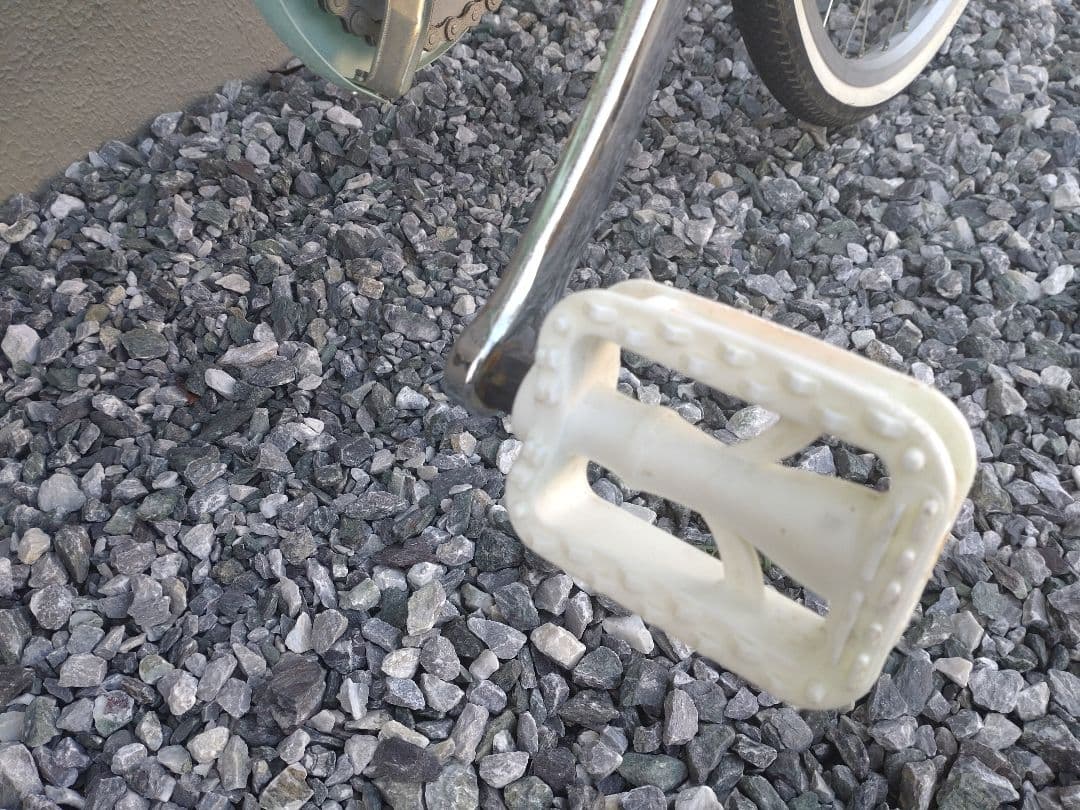 【直接引き取り】静岡県西部　ブリヂストン リコリーナ 24インチ